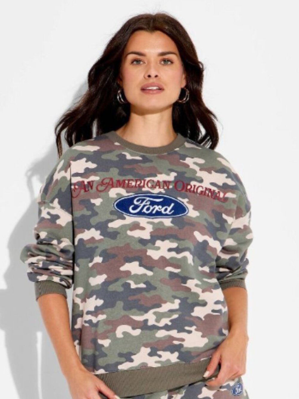 NEW Women's Ford Graphic Pullover Green Camo Medium Sweatshirt